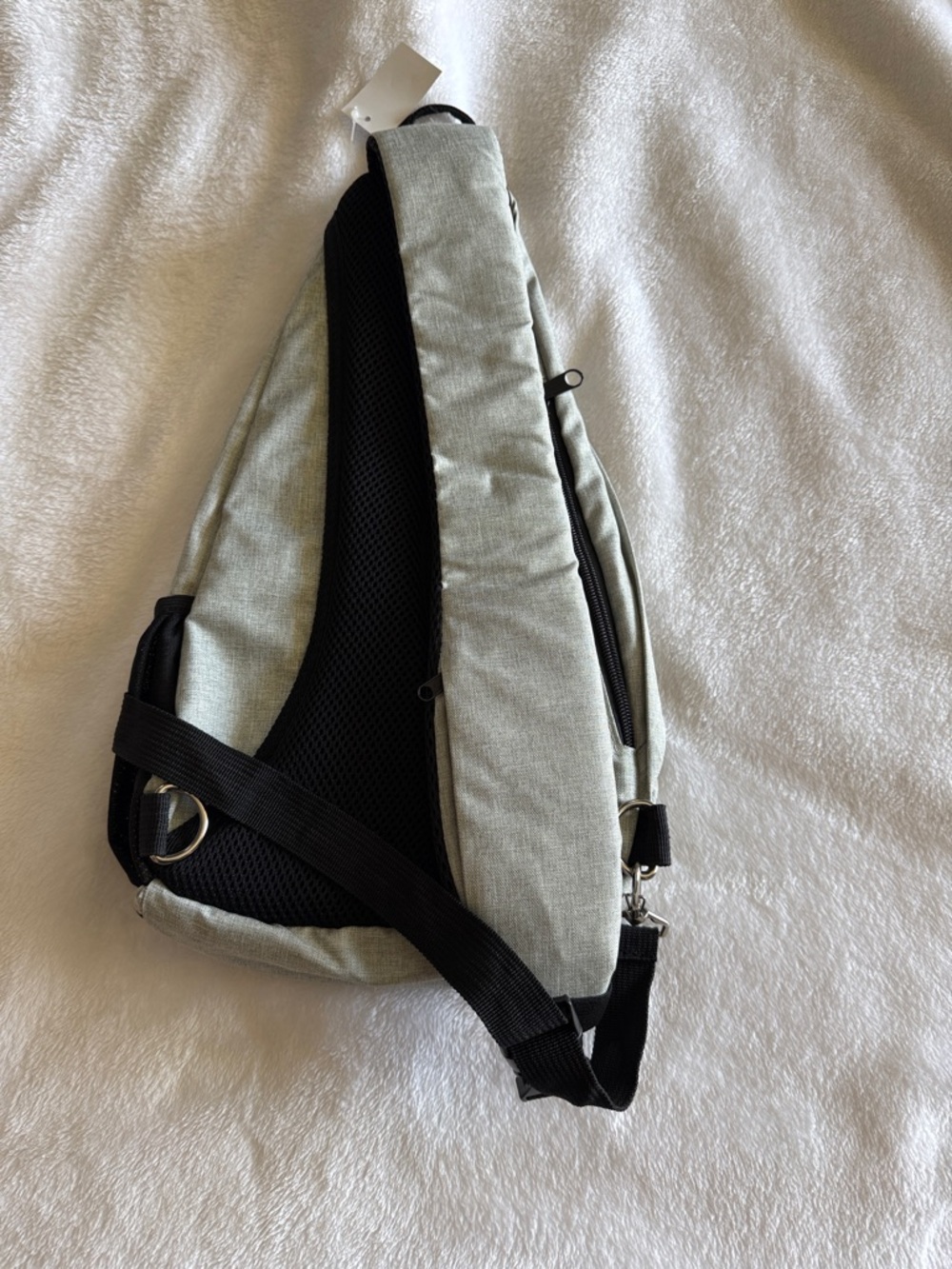 BellaRusso Sling Backpack - Picture 4 of 4